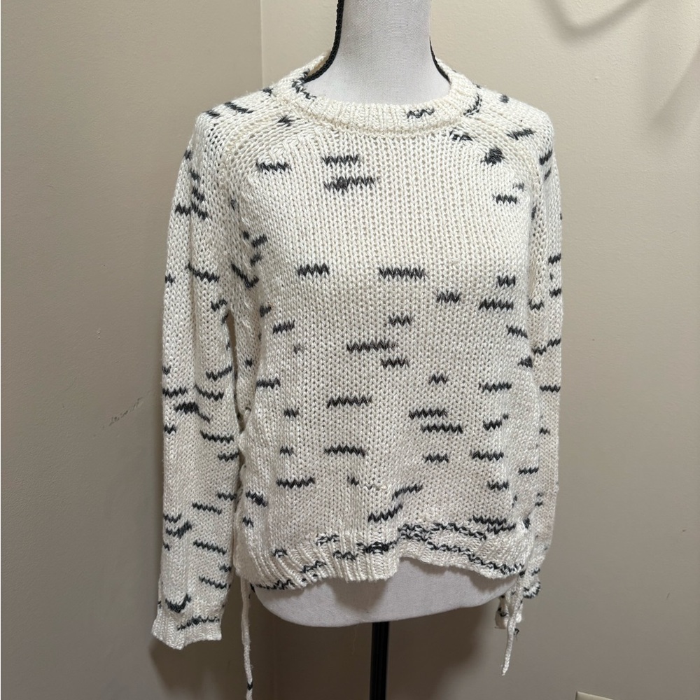 Alya Cream and Black Knit Sweater